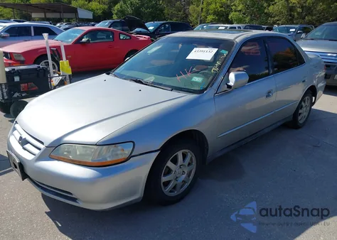 2002 Honda Accord 2.3 Se z USA, uszkodzony, nr VIN JHMCG56752C031268